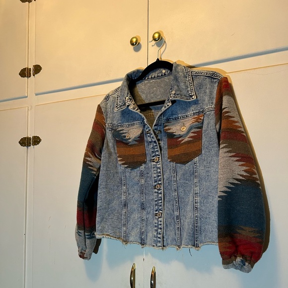 Jackets & Blazers - Aztec Crop Shirt Jacket Shacket